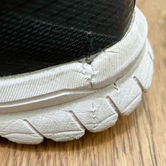 BROOKS Cushion Neutral Signal 3 athletic shoes black - Picture 10 of 10